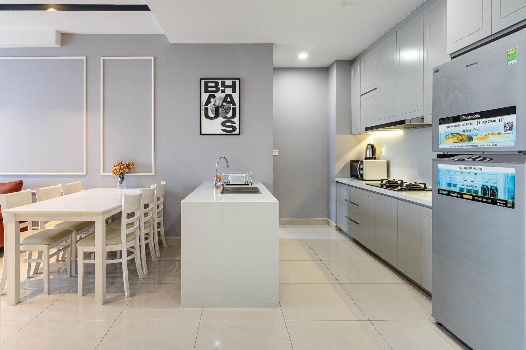 Rivergate - Saigon Royals - Tresor Modern Service - Haohomes Apartment